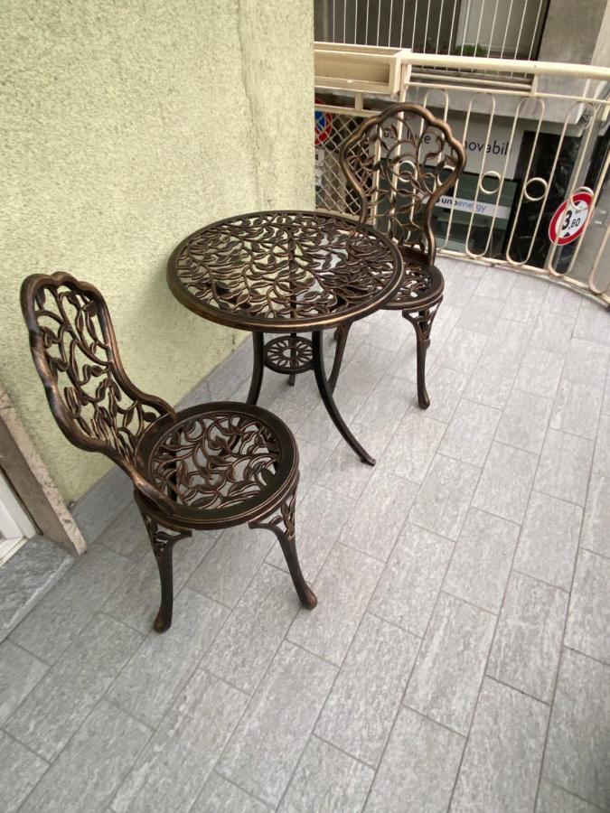 La Lupa Apartment - In The Heart Of Aosta With Car Box Eksteriør billede