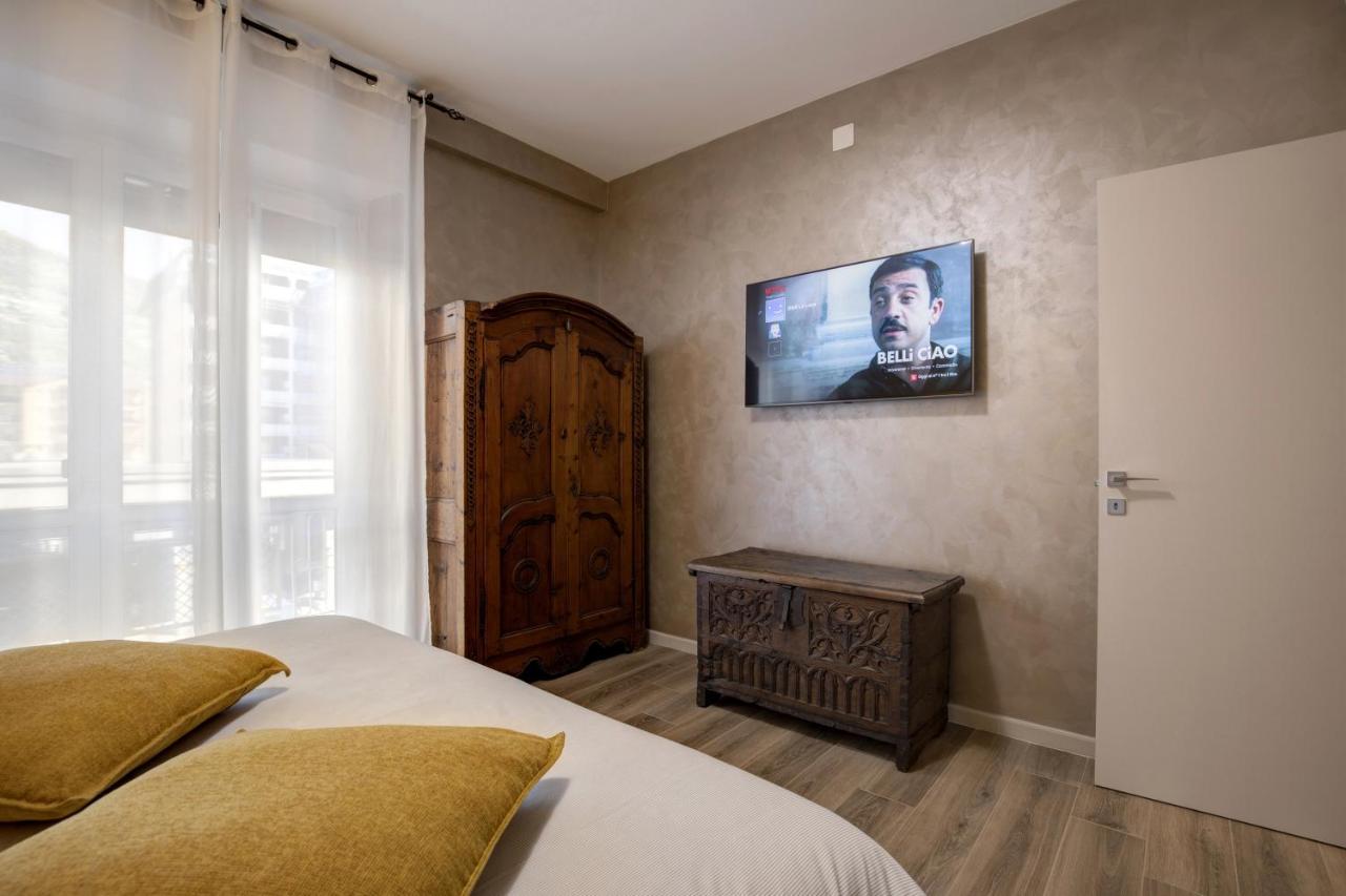 La Lupa Apartment - In The Heart Of Aosta With Car Box Eksteriør billede