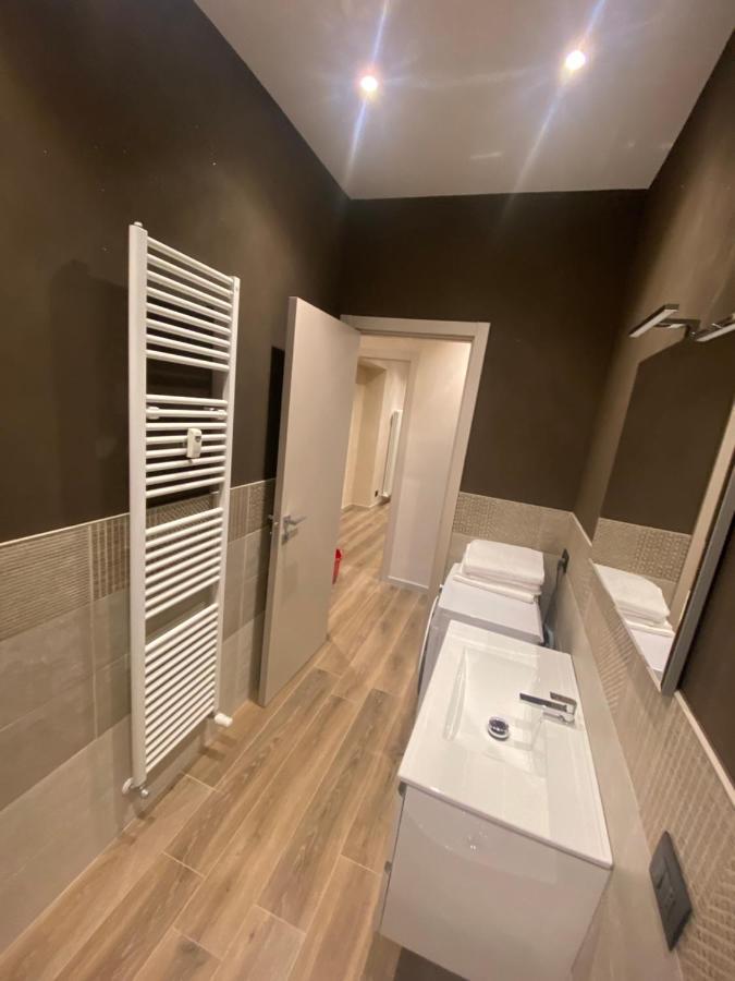 La Lupa Apartment - In The Heart Of Aosta With Car Box Eksteriør billede