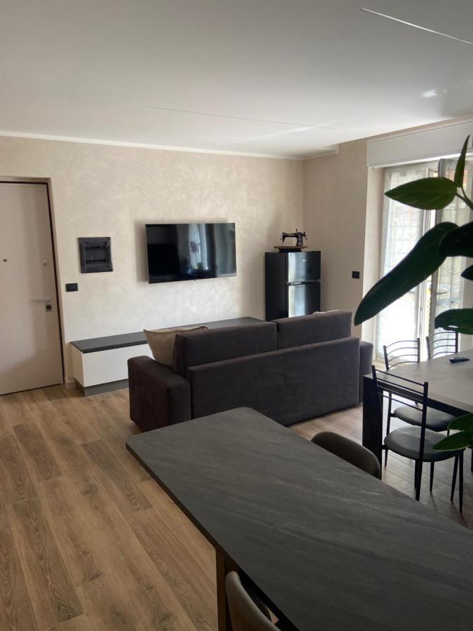 La Lupa Apartment - In The Heart Of Aosta With Car Box Eksteriør billede